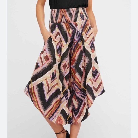 Free people Miranda Angular Printed Pull-On smocked wide Pants small S boho - Picture 1 of 6